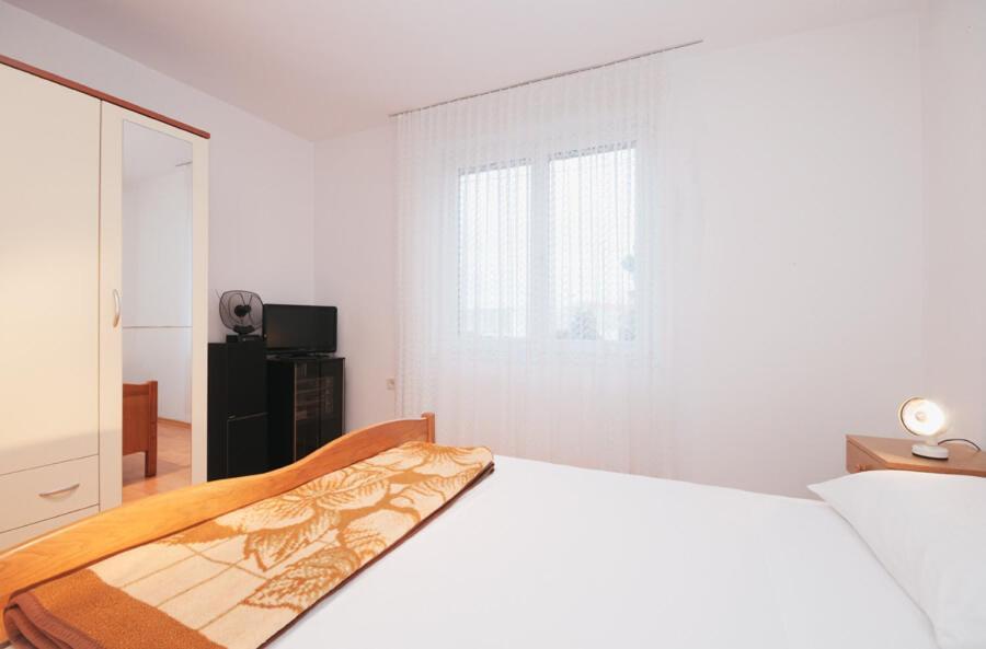 Adrian Apartments/ Jozo Martinovic Murter Eksteriør billede